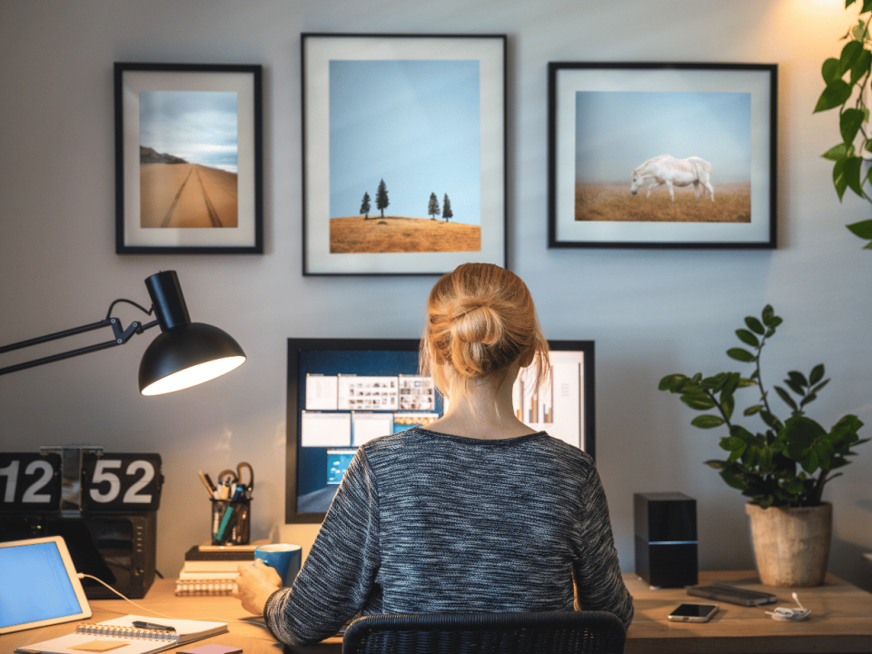 Work from home administrative jobs in Australia with IT training